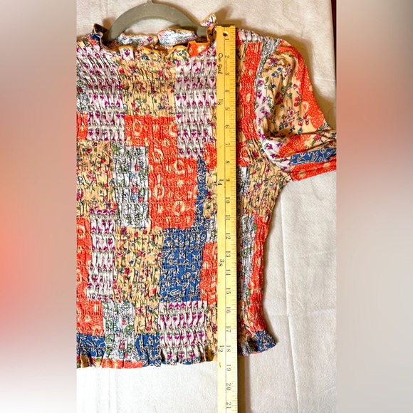 Gigio / Patchwork Print Floral Top / Boho Patchwork Ruching throughout Sz Small - Picture 10 of 12